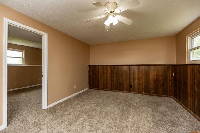 2408 Warfield Drive, Grove City, OH 43123