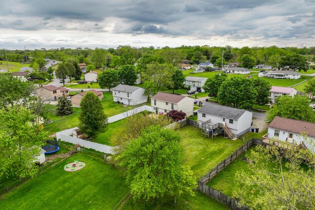 2408 Warfield Drive, Grove City, OH 43123