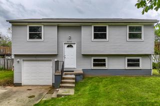2408 Warfield Drive, Grove City, OH 43123