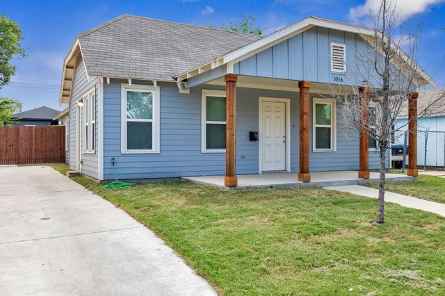 1016 E Cannon Street, Fort Worth, TX 76104