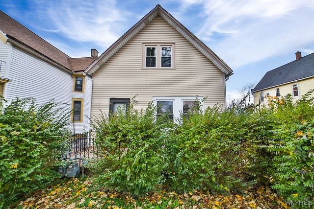 196 Eaton Street, Buffalo, NY 14208