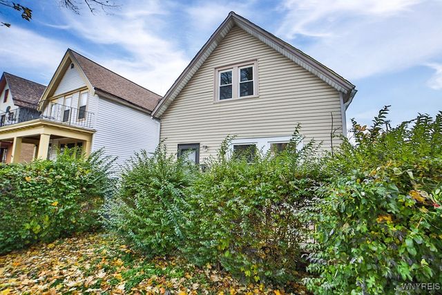 196 Eaton Street, Buffalo, NY 14208