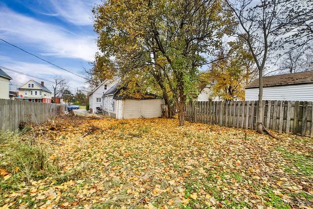 196 Eaton Street, Buffalo, NY 14208