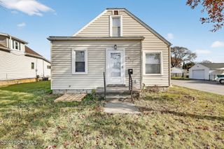 615 Oregon Road, Northwood, OH 43619