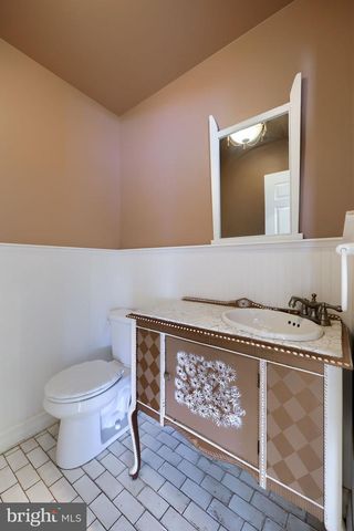 110 PEPPERTON CT, Lititz, PA 17543