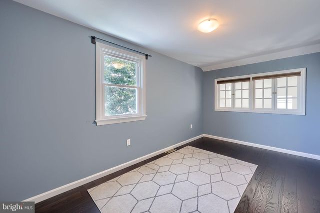 110 PEPPERTON CT, Lititz, PA 17543