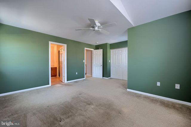 110 PEPPERTON CT, Lititz, PA 17543