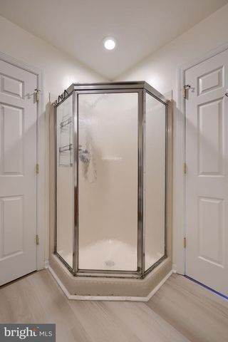 110 PEPPERTON CT, Lititz, PA 17543