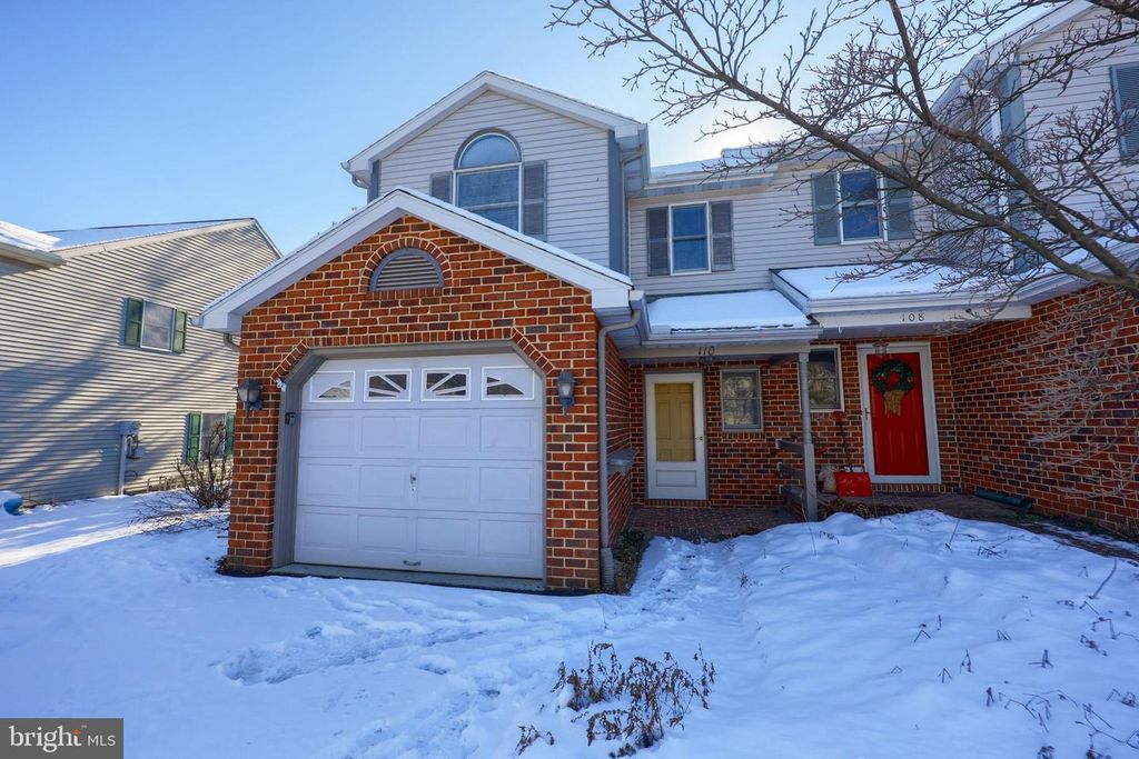 110 PEPPERTON CT, Lititz, PA 17543