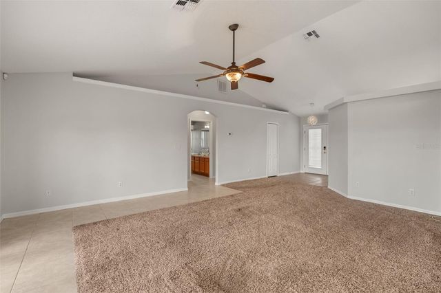 11501 AUTUMN WIND LOOP, Clermont, FL 34711