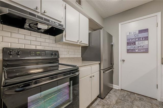 2015 Wingate Way, Atlanta, GA 30350