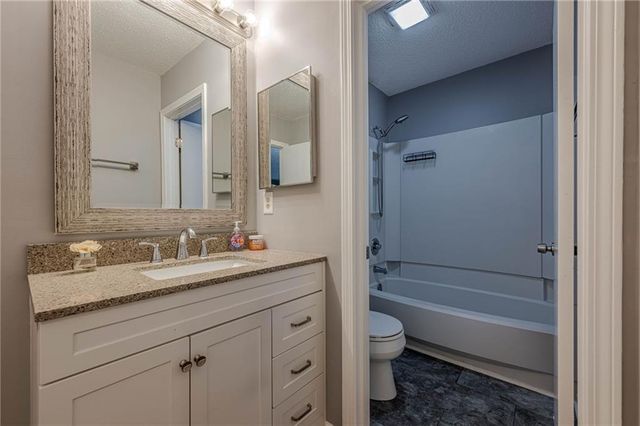 2015 Wingate Way, Atlanta, GA 30350