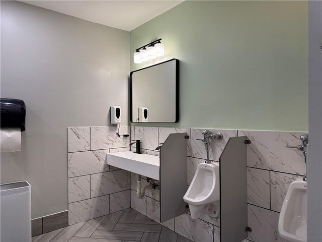 2015 Wingate Way, Atlanta, GA 30350