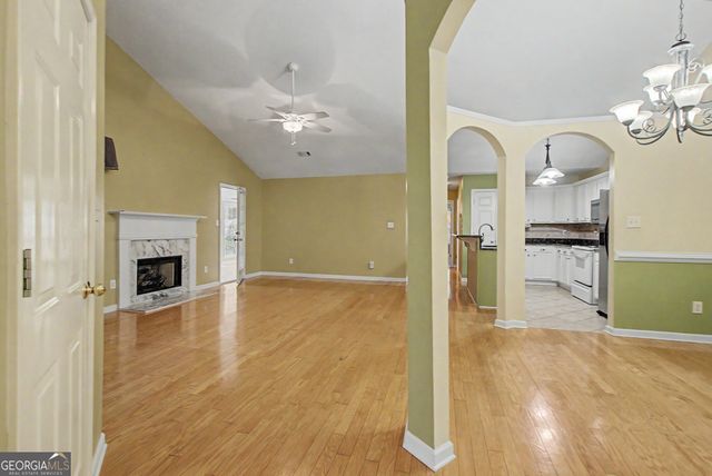 35 Courtyard Lane, Newnan, GA 30265