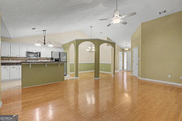 35 Courtyard Lane, Newnan, GA 30265