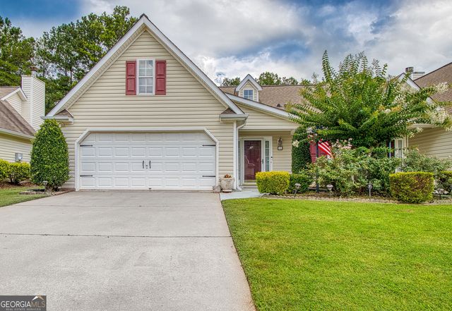 35 Courtyard Lane, Newnan, GA 30265