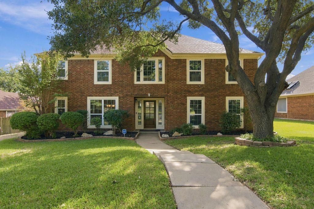 5305 Summer Court, Fort Worth, TX 76123 — exterior