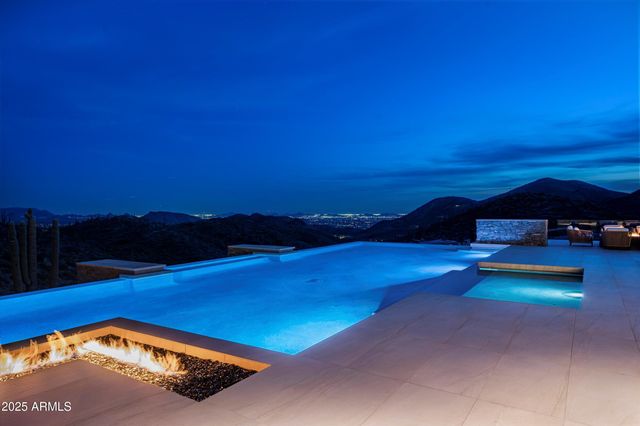 9643 E CINTAROSA Pass, Scottsdale, AZ 85262