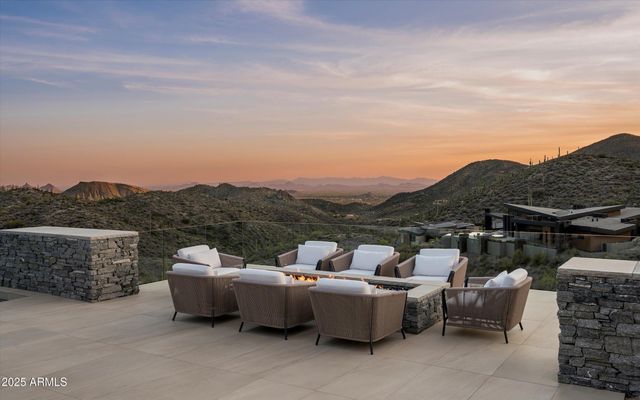 9643 E CINTAROSA Pass, Scottsdale, AZ 85262