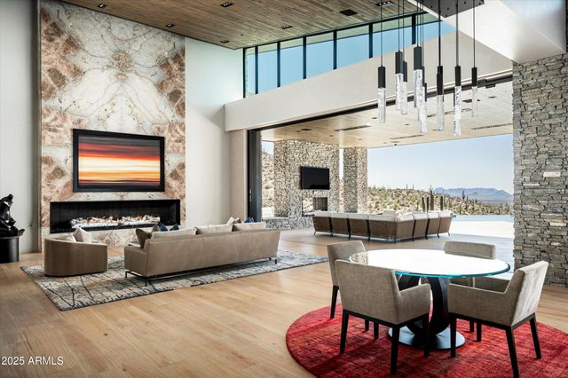 9643 E CINTAROSA Pass, Scottsdale, AZ 85262