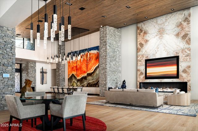 9643 E CINTAROSA Pass, Scottsdale, AZ 85262