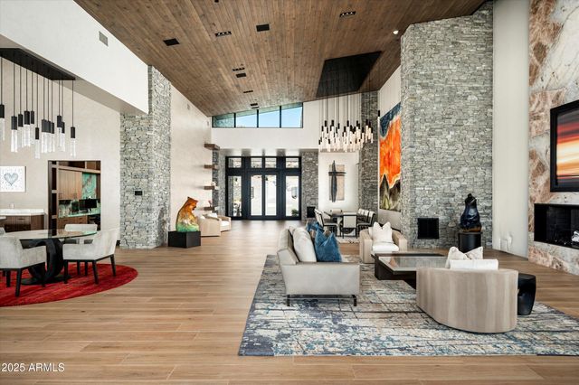 9643 E CINTAROSA Pass, Scottsdale, AZ 85262