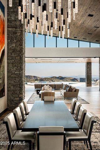 9643 E CINTAROSA Pass, Scottsdale, AZ 85262