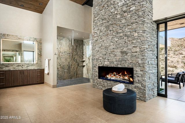 9643 E CINTAROSA Pass, Scottsdale, AZ 85262