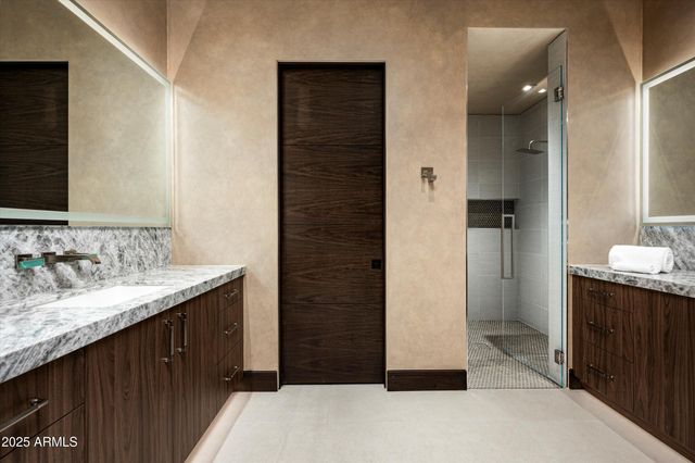 9643 E CINTAROSA Pass, Scottsdale, AZ 85262