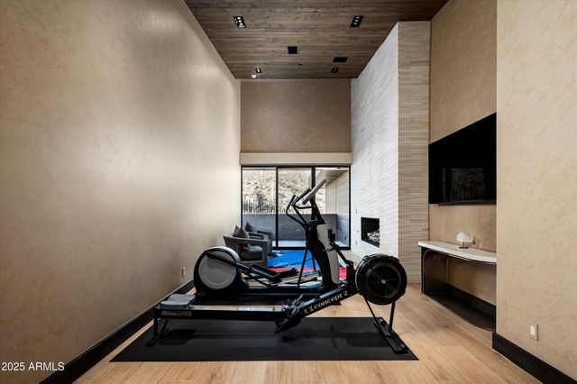 9643 E CINTAROSA Pass, Scottsdale, AZ 85262