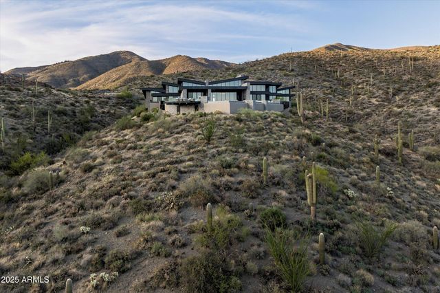 9643 E CINTAROSA Pass, Scottsdale, AZ 85262