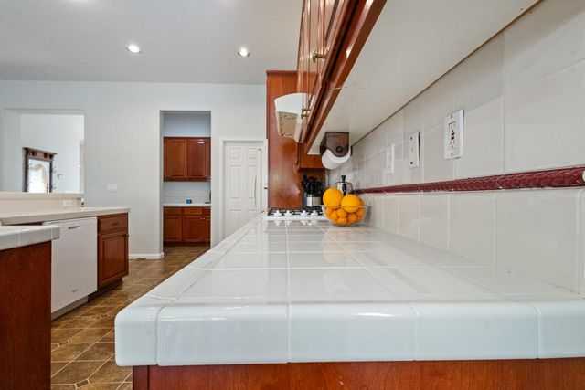 1413 Villette Ct, Modesto, CA 95356