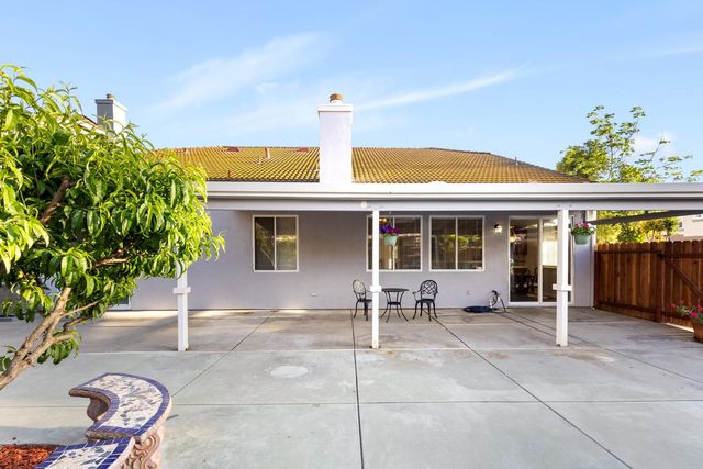 1413 Villette Ct, Modesto, CA 95356