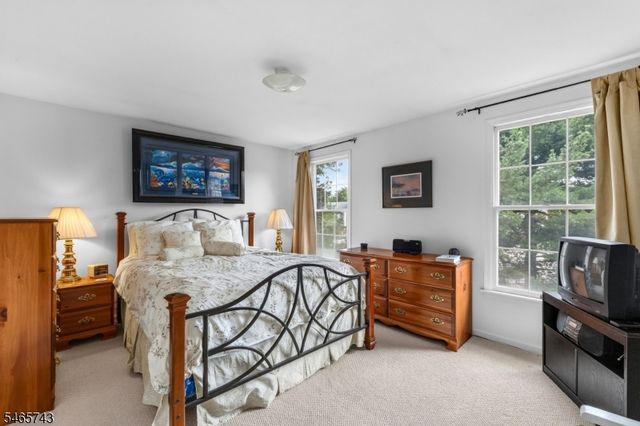 947 E Lincoln Ave, Piscataway Twp., NJ 08854
