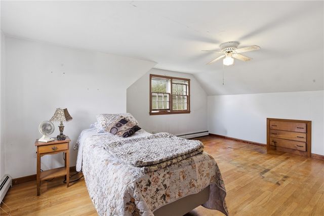 129 Dewolf Avenue, Bristol, RI 02809