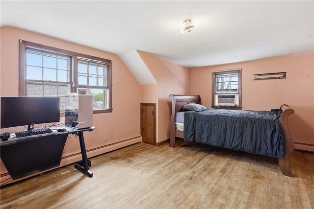 129 Dewolf Avenue, Bristol, RI 02809