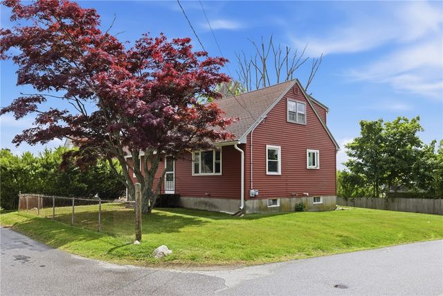 129 Dewolf Avenue, Bristol, RI 02809