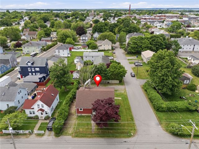 129 Dewolf Avenue, Bristol, RI 02809