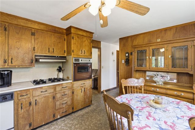 129 Dewolf Avenue, Bristol, RI 02809