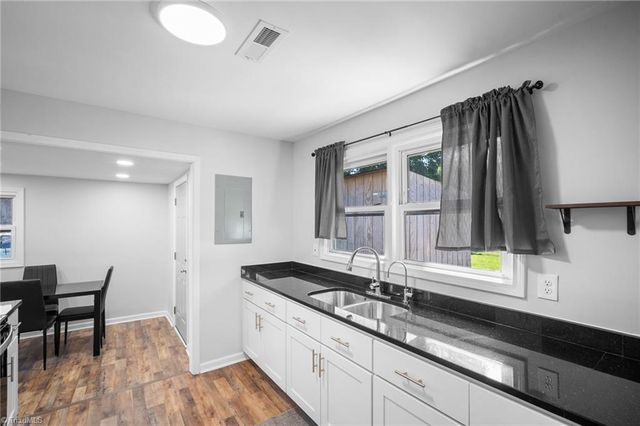 1015 Elsies Place Road, Walnut Cove, NC 27052