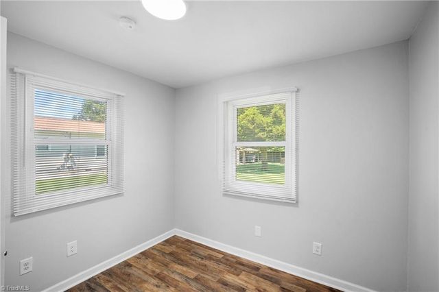 1015 Elsies Place Road, Walnut Cove, NC 27052