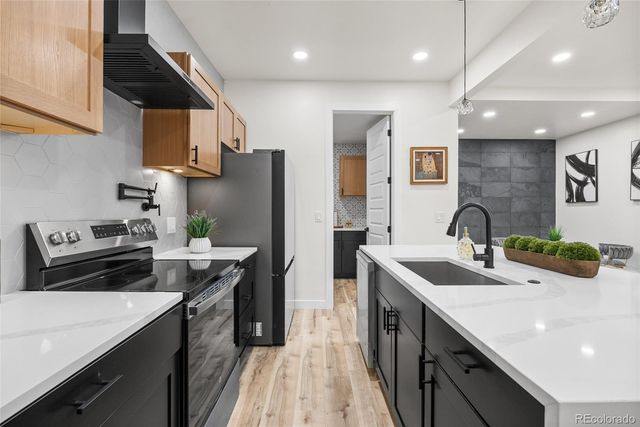 2011 W Scott Place, Denver, CO 80211