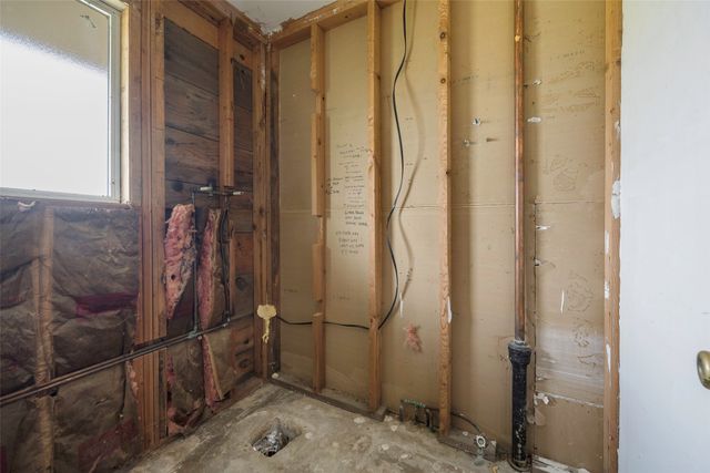 9830 County Road 4028, Kemp, TX 75143