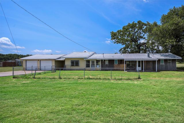 9830 County Road 4028, Kemp, TX 75143