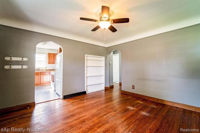 17405 Anne Avenue, Allen Park City, MI 48101