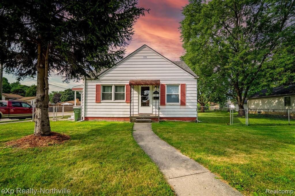17405 Anne Avenue, Allen Park City, MI 48101