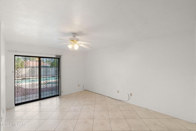 7601 E Rio Verde Drive, Tucson, AZ 85715