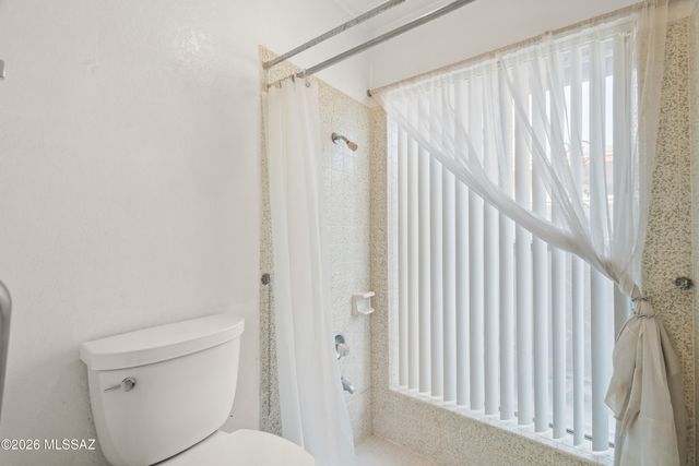 7601 E Rio Verde Drive, Tucson, AZ 85715