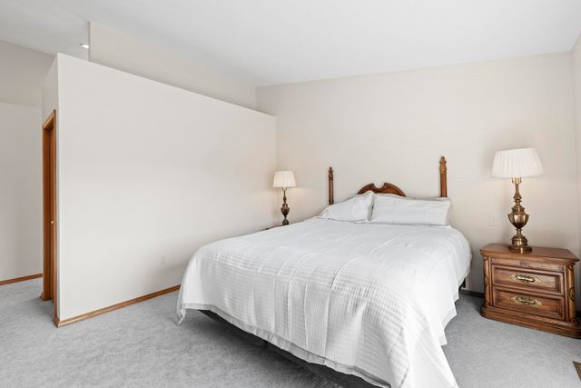 2106 E TURNBERRY Ln, Spokane, WA 99223