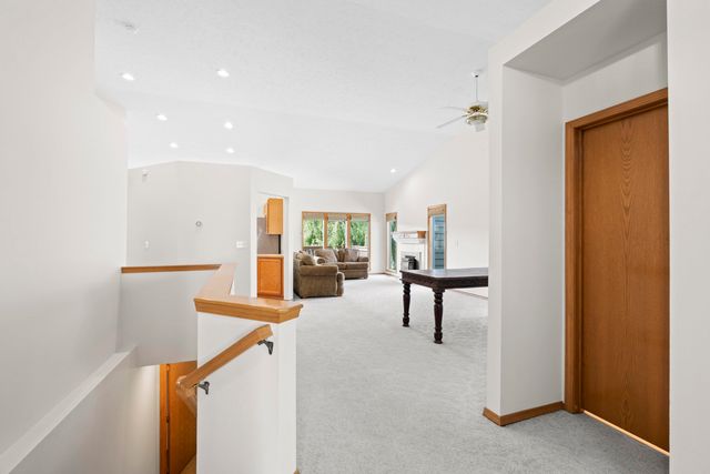 2106 E TURNBERRY Ln, Spokane, WA 99223